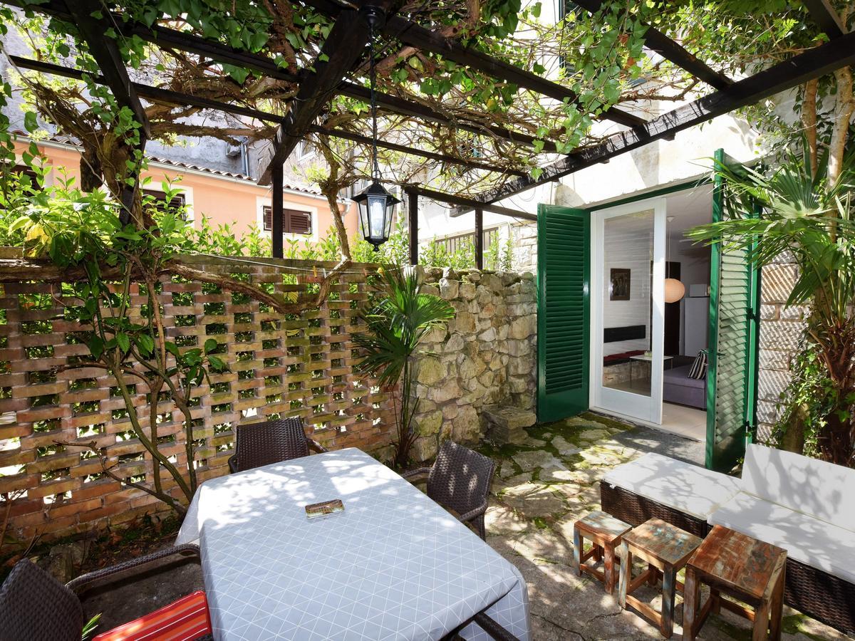 Apartment Andrea Old Town Пореч Экстерьер фото